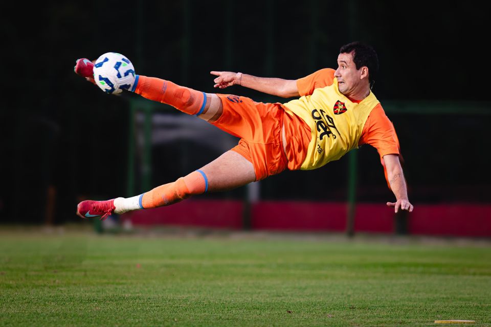 Pablo teve semana cheia de treinamentos com o elenco do Sport