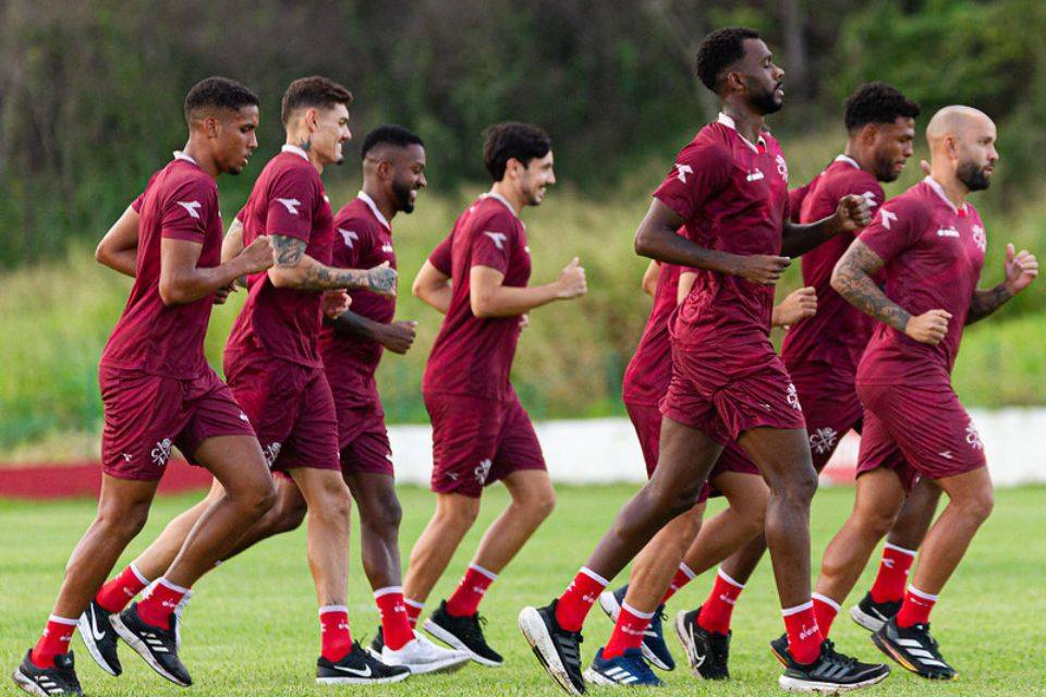 Náutico vem sofrendo com problema crônico de lesões no elenco