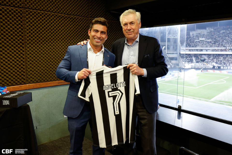 A estreia de Carlo Ancelotti no comando da seleção brasileira será no dia 5 de junho