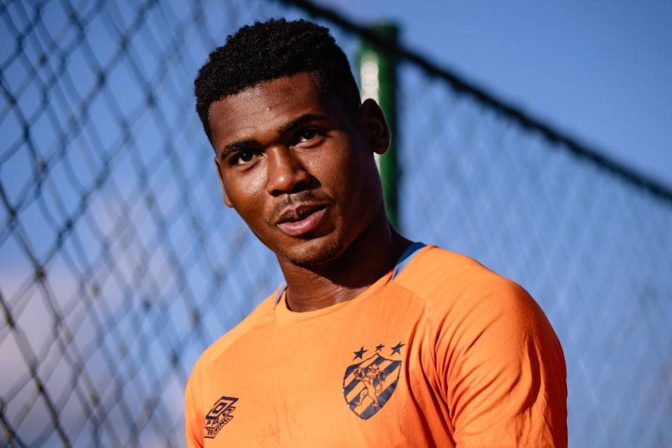 Nassom estava integrando o elenco do Sport após passagem no Linense, por empréstimo