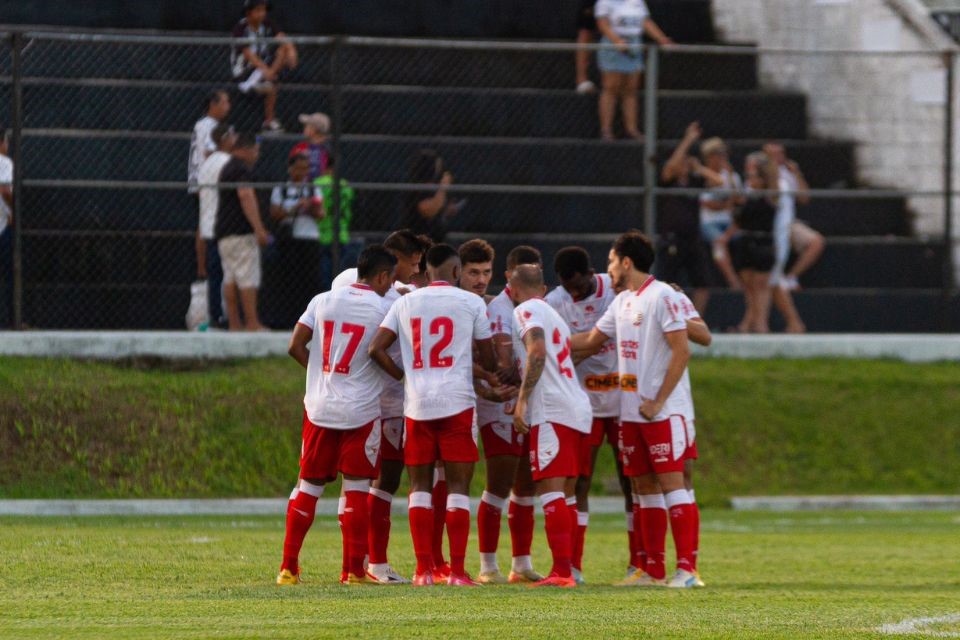 Náutico segura o empate contra o ABC apesar do jogador a menos