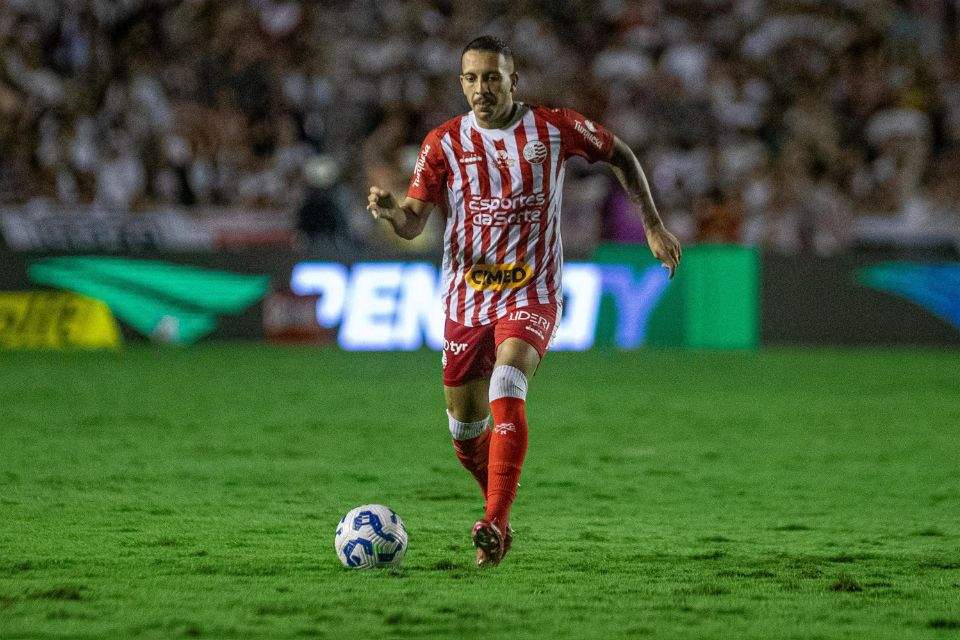 Caio Vitor foi informado que não será aproveitado para a sequência do ano