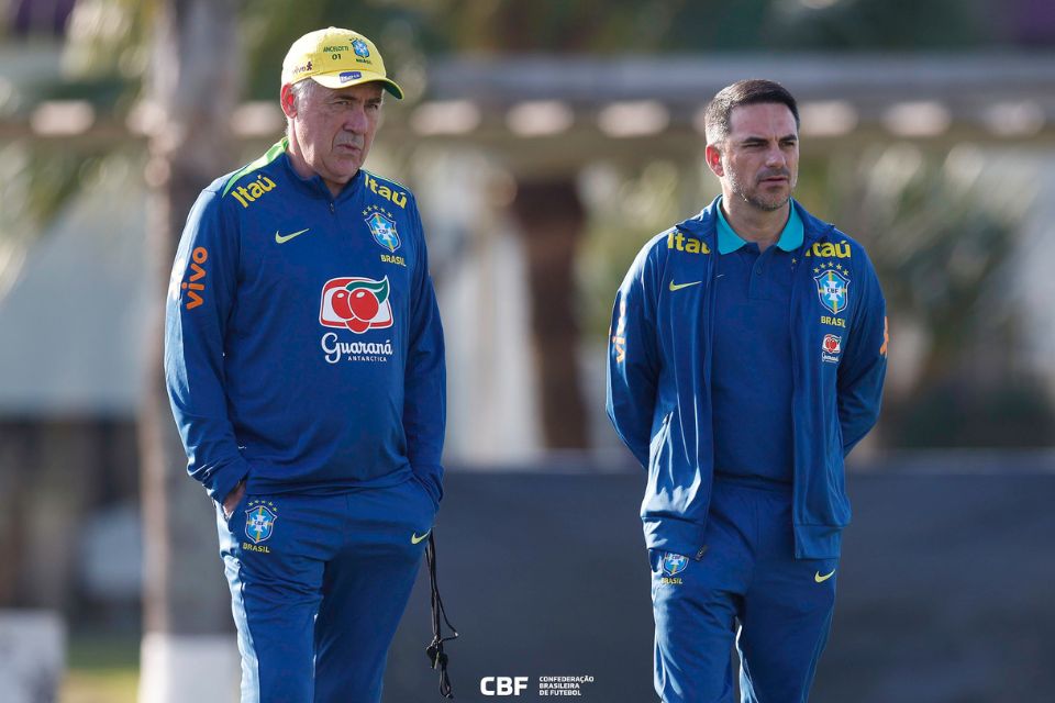O confronto marcará a estreia do treinador italiano Carlo Ancelotti 