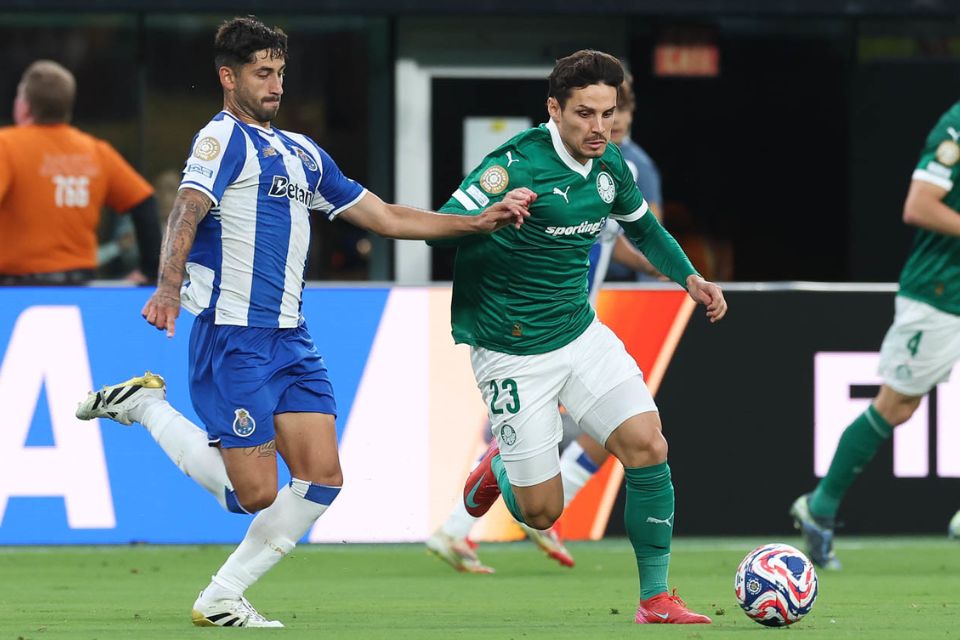O Palmeiras foi o primeiro brasileiro a jogar no campeonato