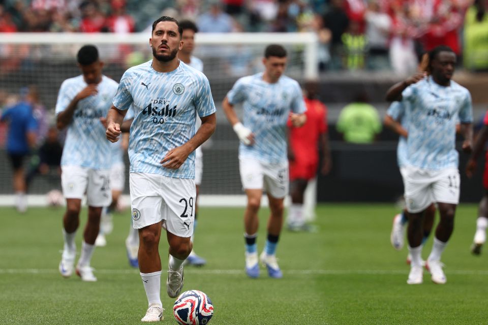 Cherki vai estrear com a camisa do City